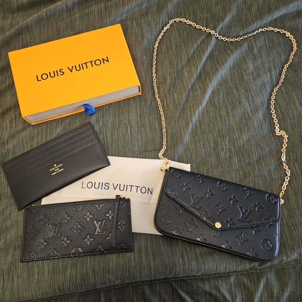 Shoulder/crossbody/clutch